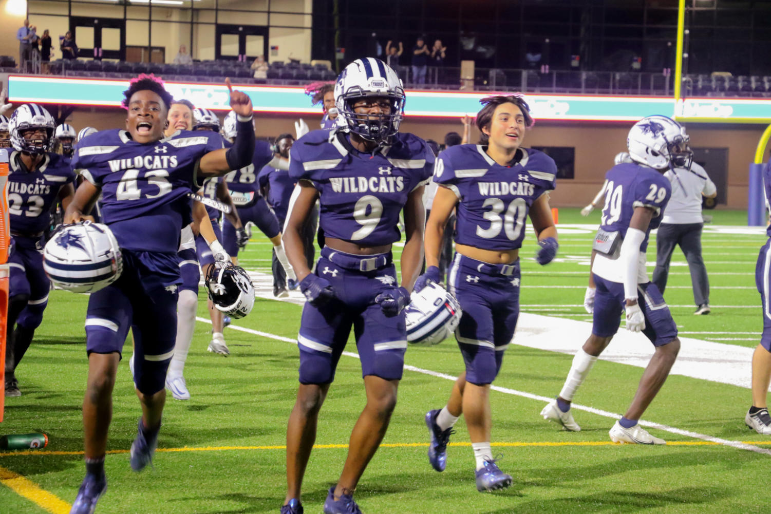 Klein Cain rolls past Tomball 49-3, wins District 15-6A title - Sports  Illustrated High School News, Analysis and More
